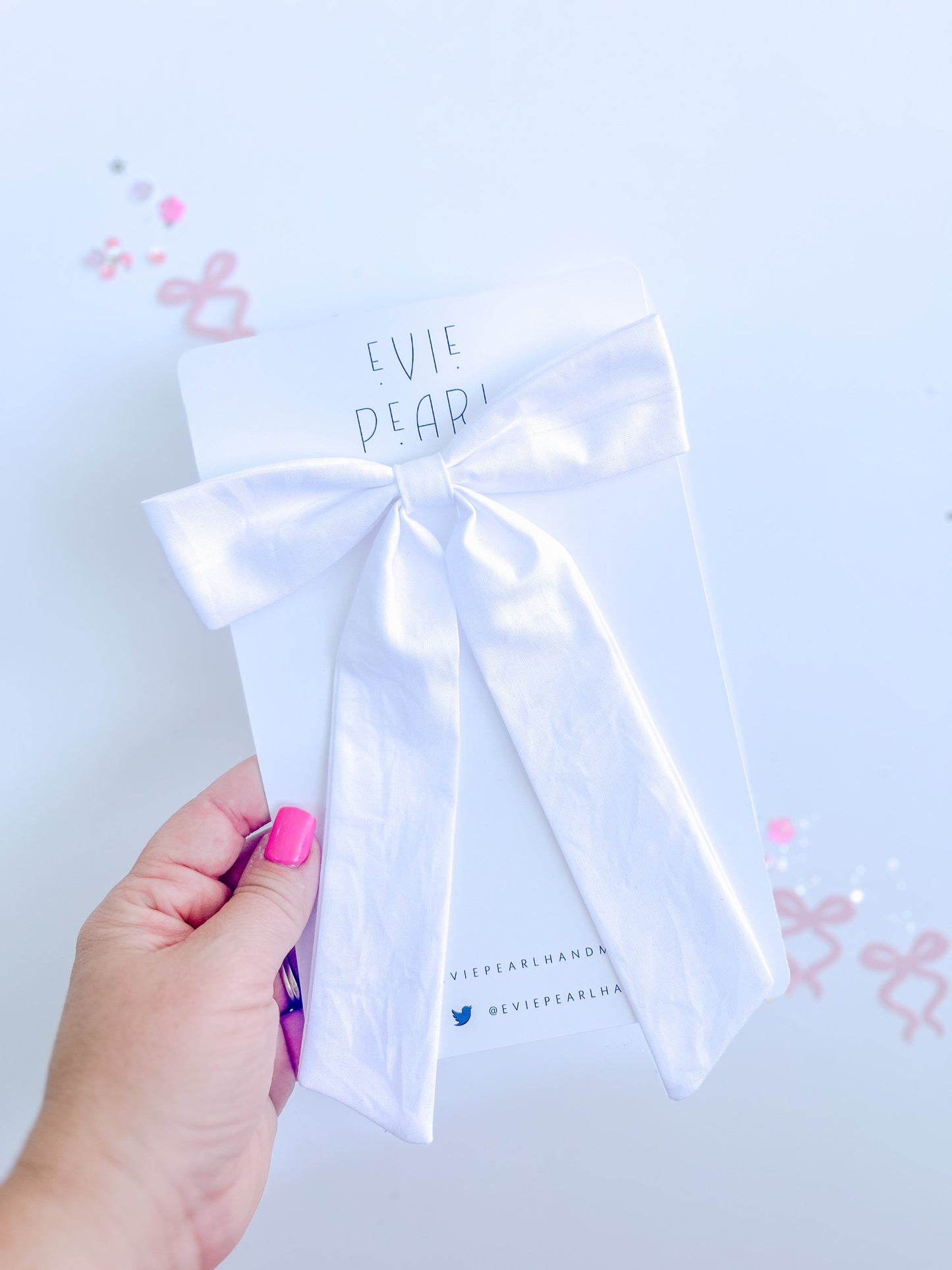 White Solid Longtailed Bow