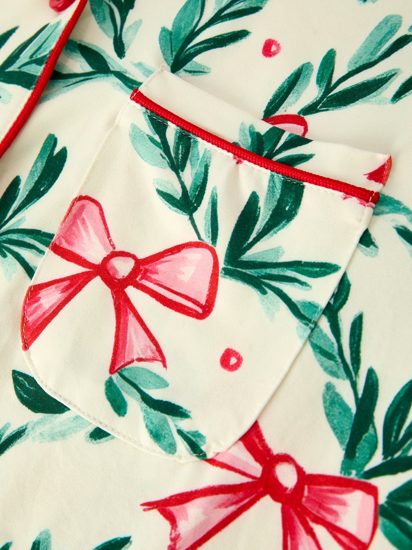 Mommy & Me Christmas Bow and Holly Print Pajama Set